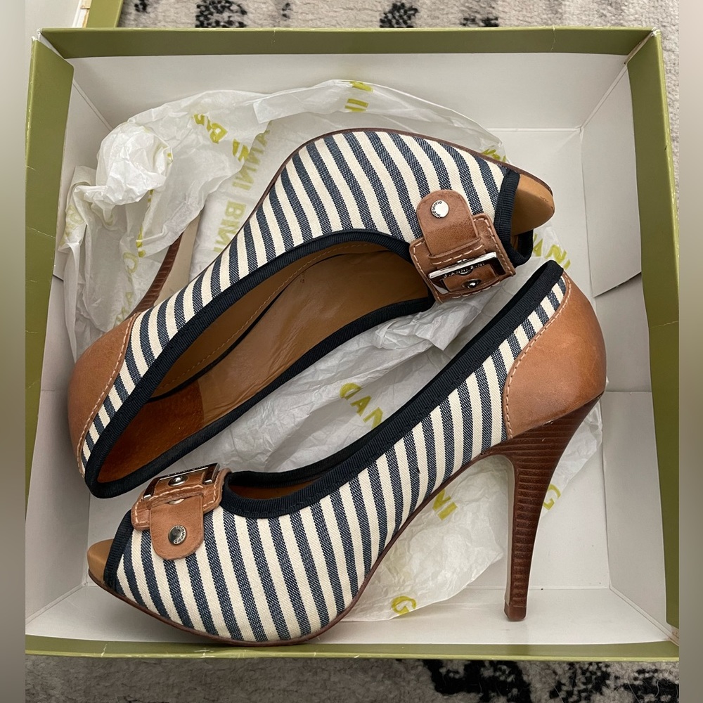 Gianni Bini Navy and White Striped Peep-Toe Heels with Brown Trim